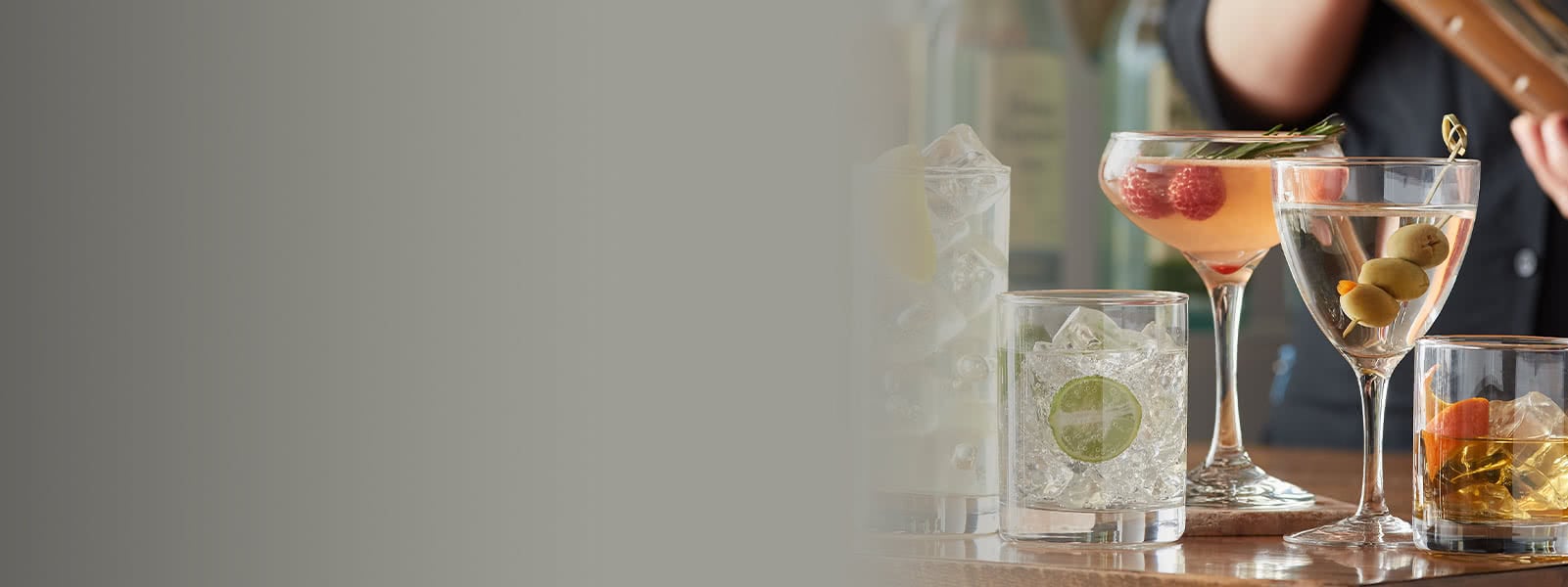 https://www.webstaurantstore.com/uploads/seo_category/2020/9/glassware-and-crystal_header.jpg